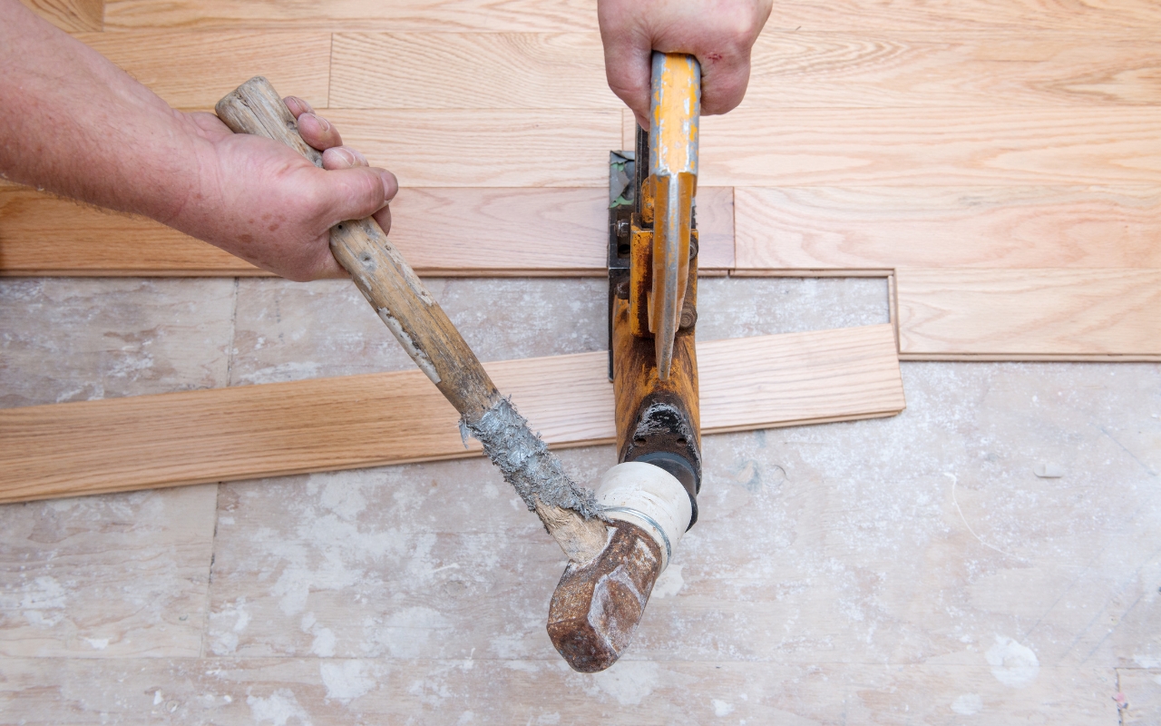 Pros to Hardwood Floor Installation in Delaware County PA During Winter