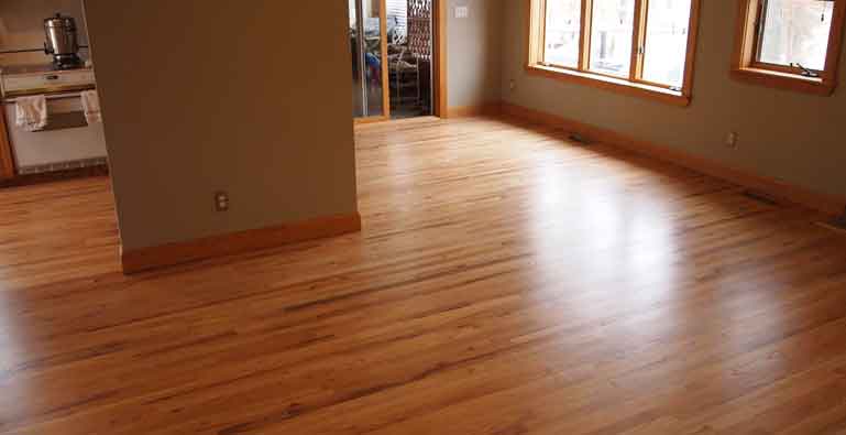 Prevent your hardwood floors from damage this winter